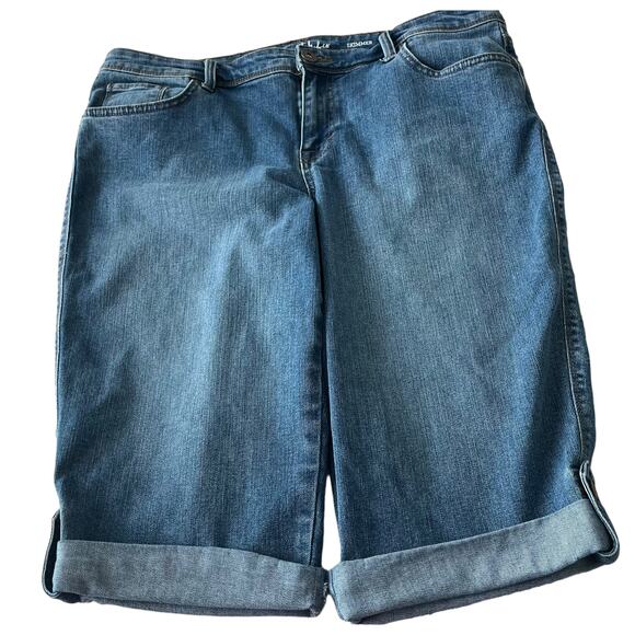 STYLE & CO HIGH-RISE STRAIGHT CUFFED LEG JEAN CAPRIS, WOMENS, 12, DENIM BLUE - Picture 1 of 11